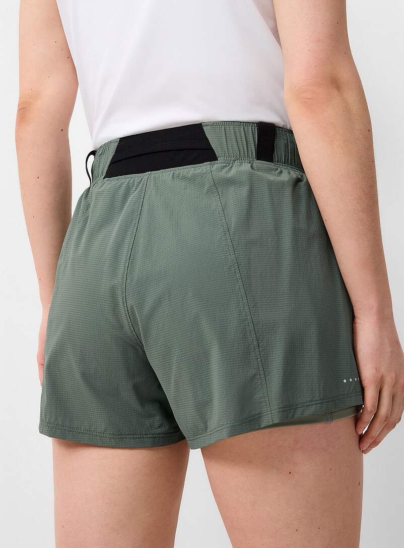 I.FIV5: Le short fluide ripstop extensible Cuissard int&eacute;gr&eacute; | Longueur 3 po Noir pour femme